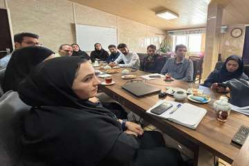 دیدار مدیر آمار و فناوری اطلاعات با مسئولین فناوری اطلاعات مراکز آموزشی درمانی، بیمارستانها و کلینیک های تخصصی و فوق تخصصی 