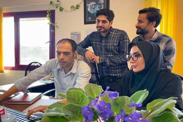 بازدید بیمارستان پیروز